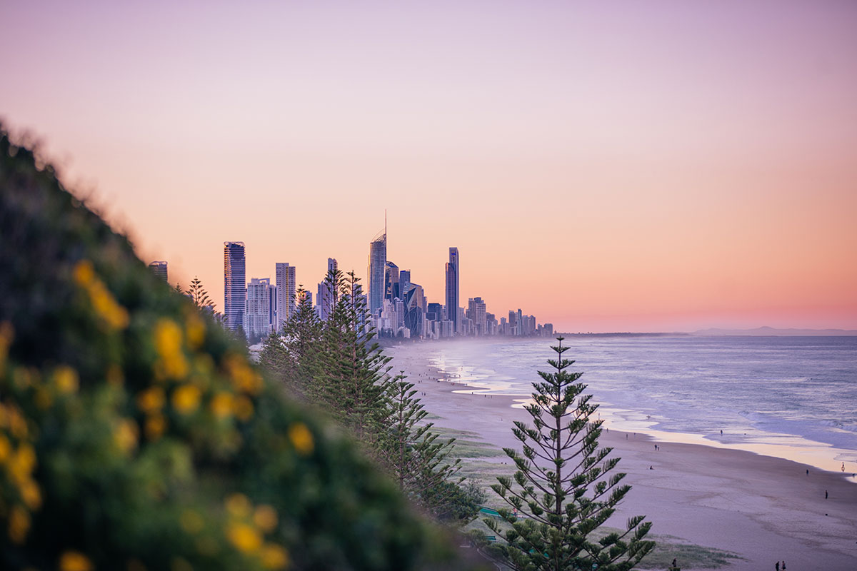 Gold Coast sunset, North Burleigh headland (image via Destination Gold Coast)