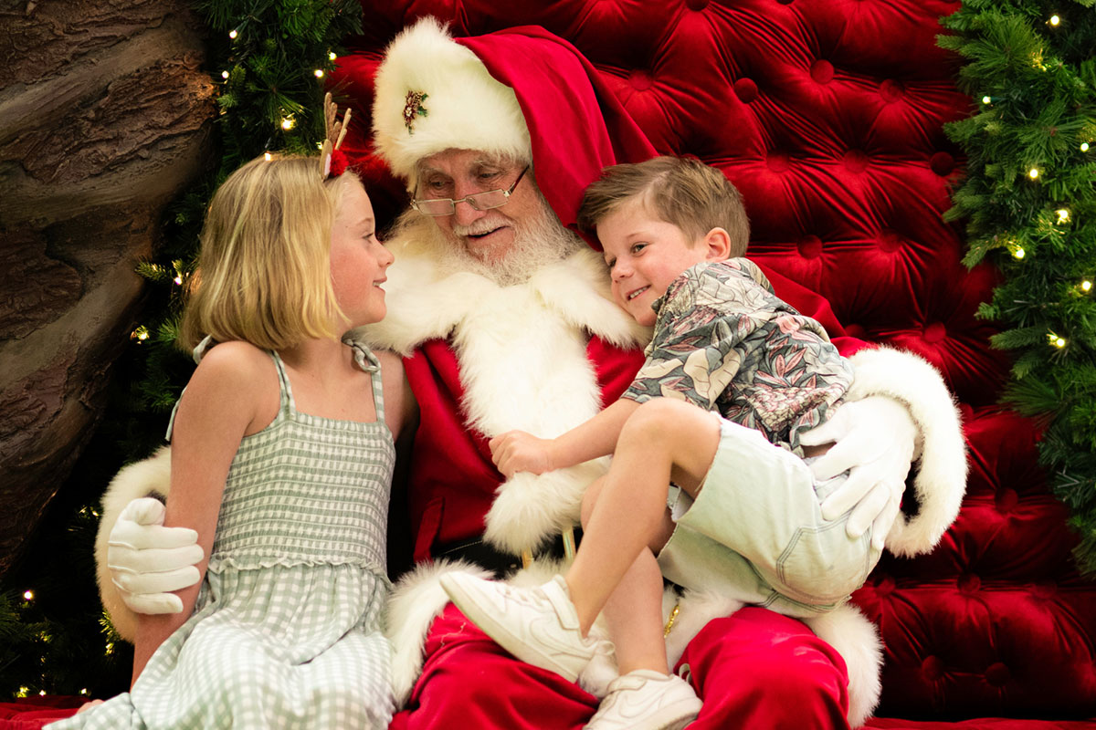 Santa photos at Robina Town Centre, Robina (image supplied)