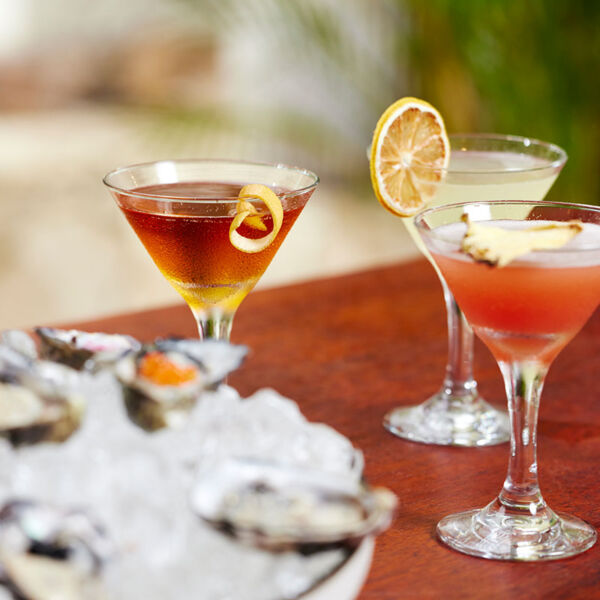 Oysters and Martinis at Citrique (images by Markus Ravik)